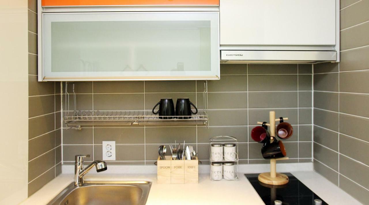 Bb Hongdae Apartment Seoul Room photo